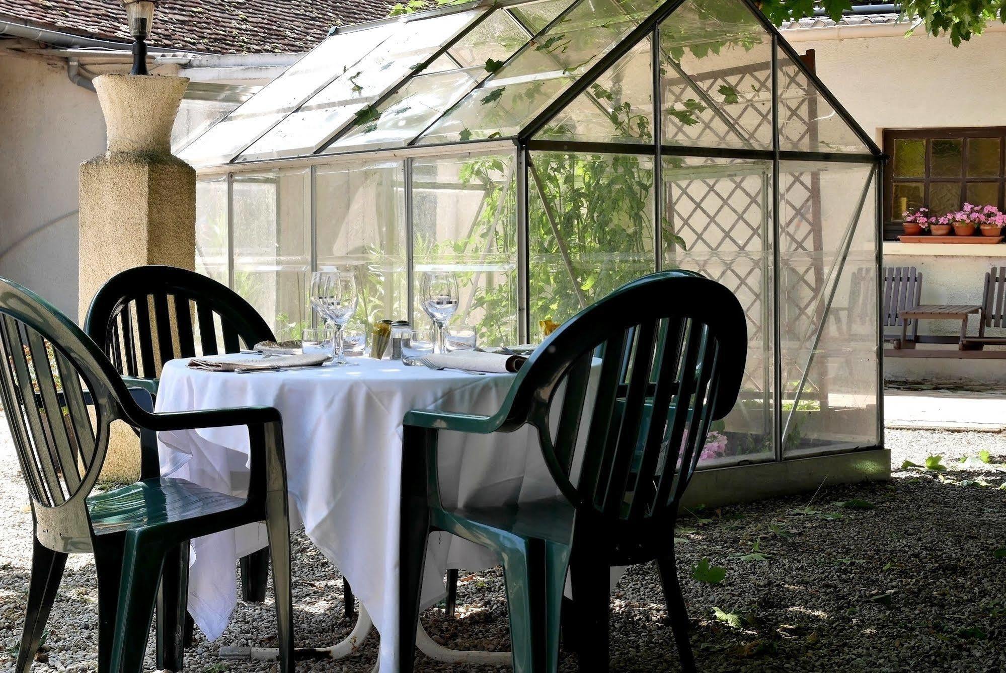 Auberge Le Rabelais Malay-le-Petit Экстерьер фото