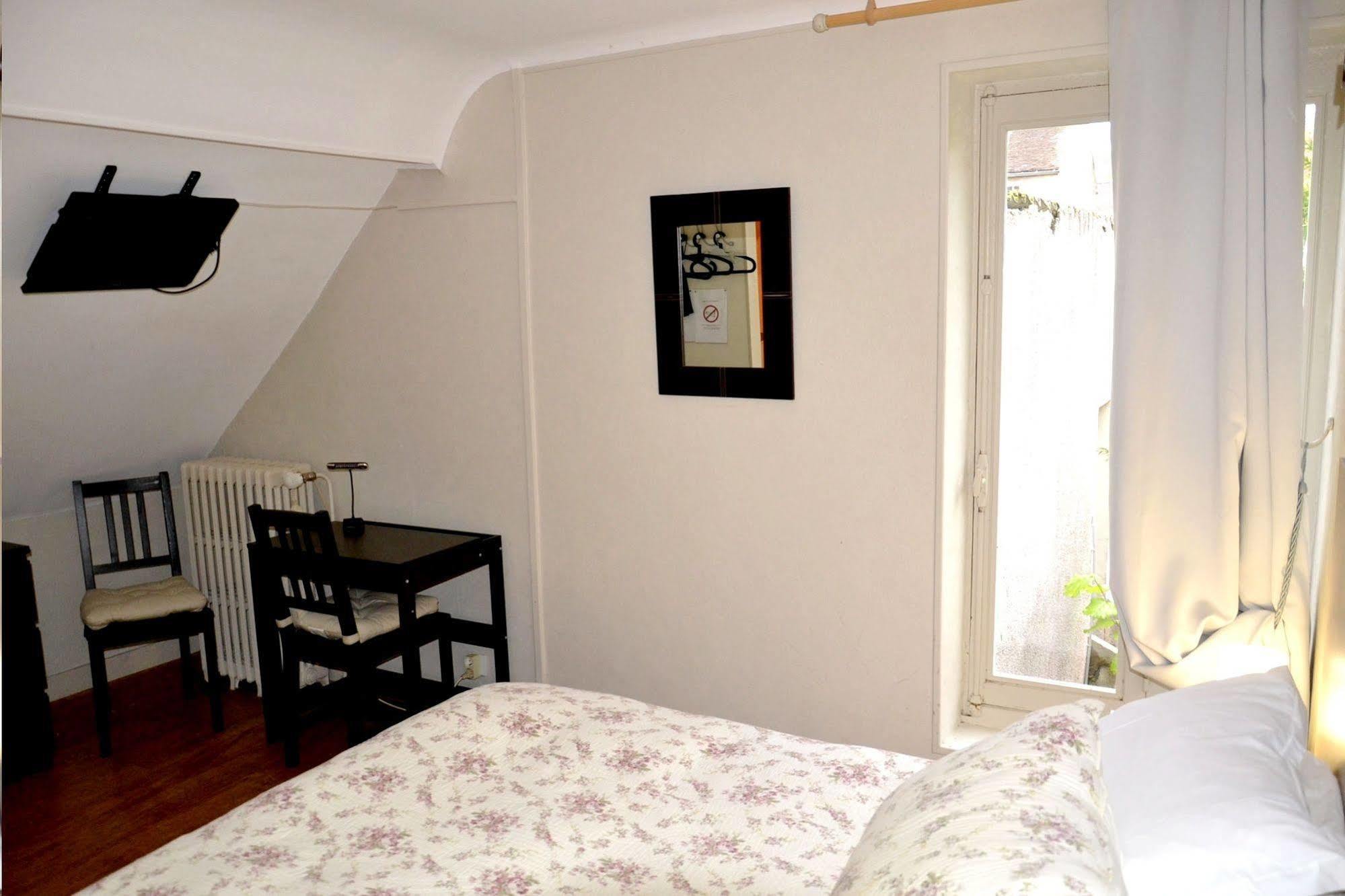 Auberge Le Rabelais Malay-le-Petit Экстерьер фото